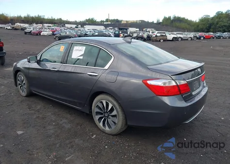 2015 Honda Accord Hybrid Touring z USA, uszkodzony, nr VIN 1HGCR6F72FA000399